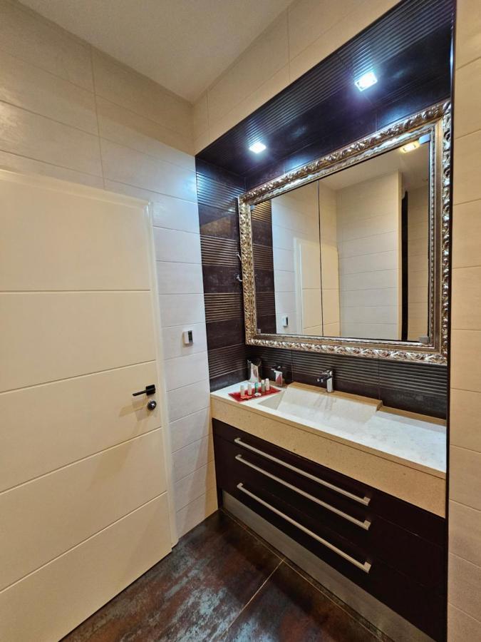 Azzuro Apartment Self Check In Rijeka Eksteriør bilde
